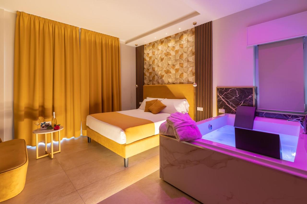 Casa de hóspedes Albadea Suites&jacuzzi *