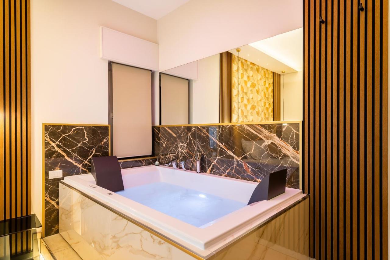 Albadea Suites&jacuzzi Casa de hóspedes *